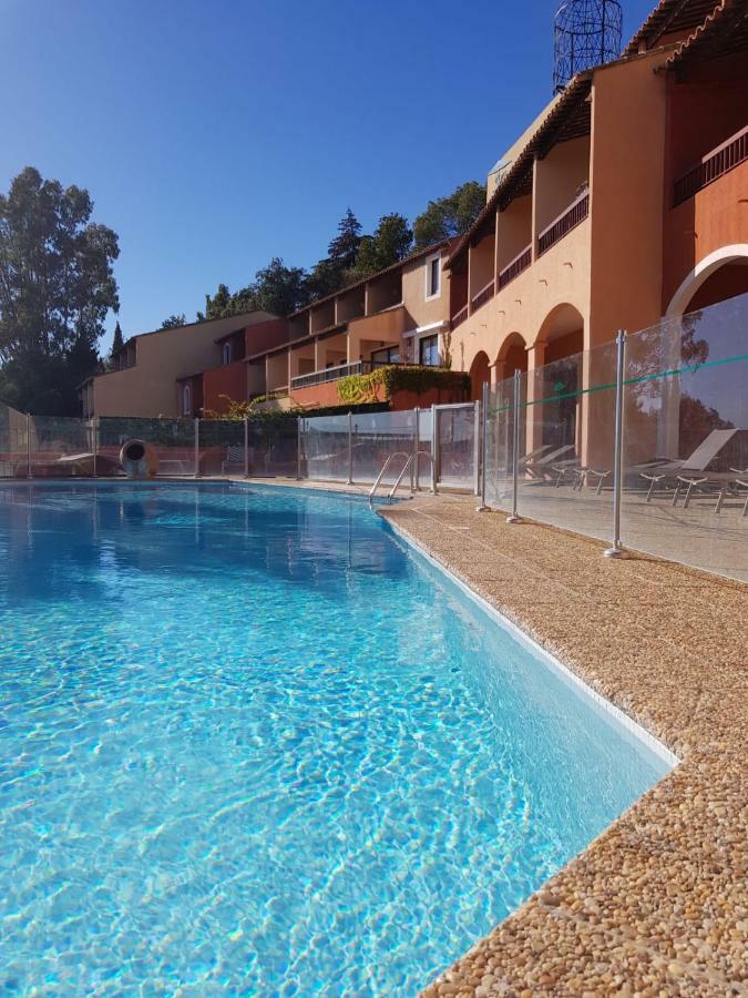 Ferienwohnung Les Terrasses Bormes-les-Mimosas Exterior foto